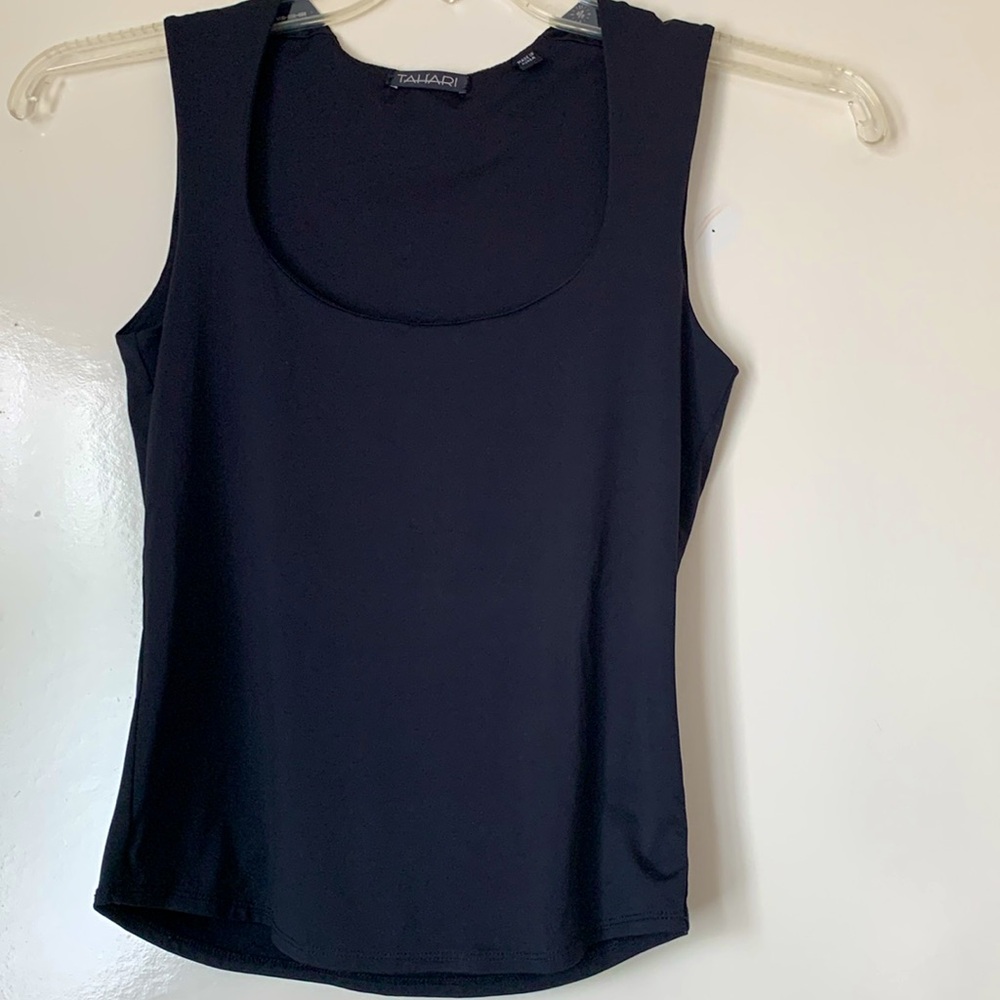 Tahari, black, size S, thick nylon/spandex, round neck, curved hem, shel…